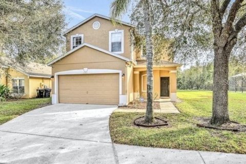 Villa ou maison à Davenport, Floride 4 chambres, 164.25 m2 № 2373664