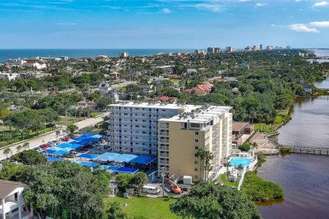 Condo in Daytona Beach, Florida, 2 bedrooms  № 1723150 - photo 28