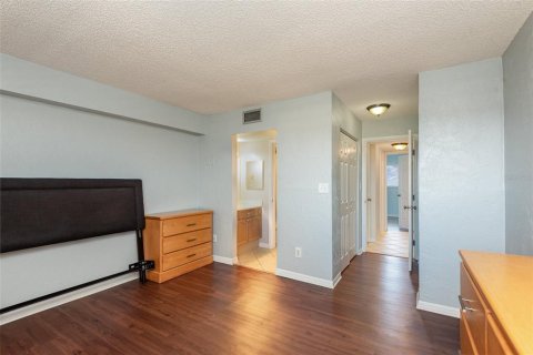 Condo in Daytona Beach, Florida, 2 bedrooms  № 1723150 - photo 20