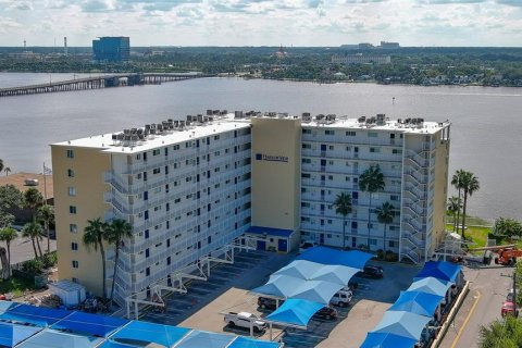 Condo in Daytona Beach, Florida, 2 bedrooms  № 1723150 - photo 30