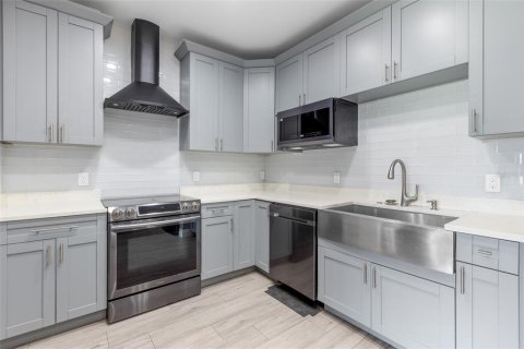 Купить кондоминиум в Темпл-Террас, Флорида 4 комнаты, 129.51м2, № 1901434 - фото 6