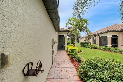 Villa ou maison à louer à Venice, Floride: 2 chambres, 146.04 m2 № 2298861 - photo 3