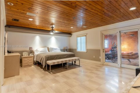 Villa ou maison à vendre à Miami, Floride: 4 chambres, 280.75 m2 № 2032791 - photo 18