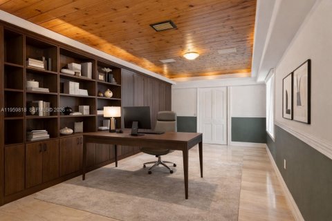 Villa ou maison à vendre à Miami, Floride: 4 chambres, 280.75 m2 № 2032791 - photo 15