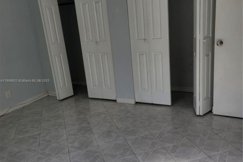 Снять в аренду кондоминиум в Холливуд, Флорида 1 спальня, 53.51м2, № 1950706 - фото 9