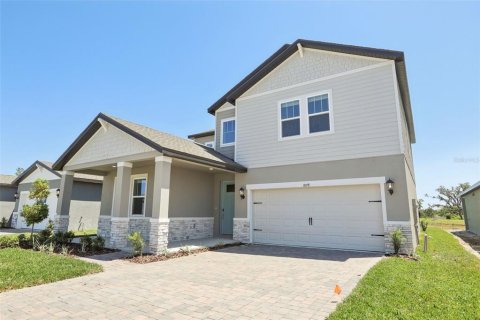 Casa en venta en Zephyrhills, Florida, 4 dormitorios, 244.43 m2 № 1911856 - foto 1