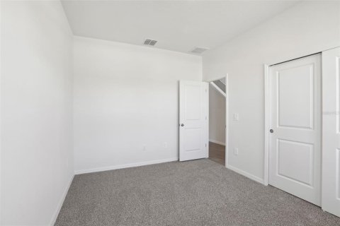 Casa en venta en Zephyrhills, Florida, 4 dormitorios, 244.43 m2 № 1911856 - foto 19
