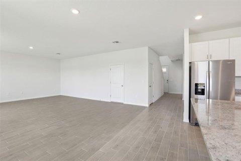 Casa en venta en Zephyrhills, Florida, 4 dormitorios, 244.43 m2 № 1911856 - foto 15