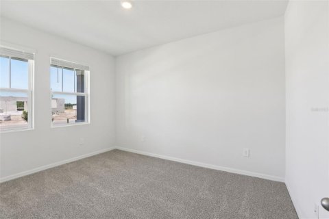 Casa en venta en Zephyrhills, Florida, 4 dormitorios, 244.43 m2 № 1911856 - foto 18