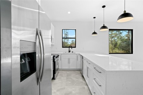 Casa en venta en Lehigh Acres, Florida, 3 dormitorios, 123.1 m2 № 2064424 - foto 14