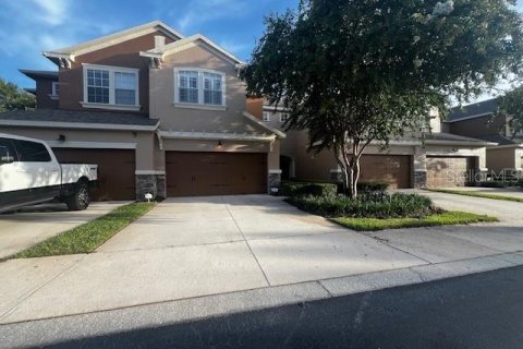 Adosado en alquiler en Oviedo, Florida, 3 dormitorios, 155.61 m2 № 1868868 - foto 1