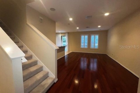 Adosado en alquiler en Oviedo, Florida, 3 dormitorios, 155.61 m2 № 1868868 - foto 8