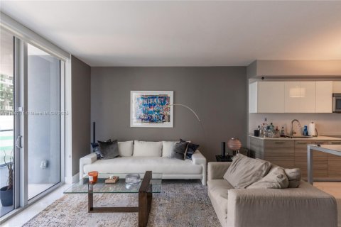 Copropriété à vendre à Miami, Floride: 1 chambre, 66.52 m2 № 1950413 - photo 3