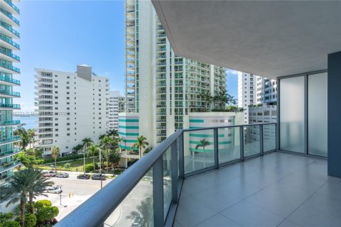 Copropriété à vendre à Miami, Floride: 1 chambre, 66.52 m2 № 1950413 - photo 11