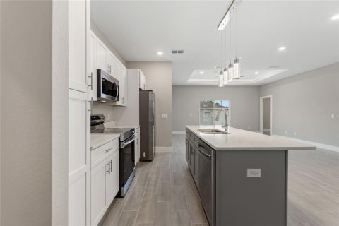 Casa en alquiler en Kissimmee, Florida, 4 dormitorios, 155.15 m2 № 1817932 - foto 16