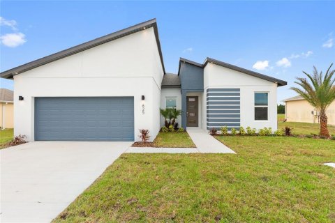 Casa en alquiler en Kissimmee, Florida, 4 dormitorios, 155.15 m2 № 1817932 - foto 1