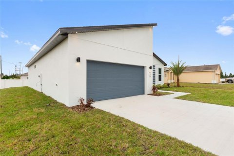 Casa en alquiler en Kissimmee, Florida, 4 dormitorios, 155.15 m2 № 1817932 - foto 5