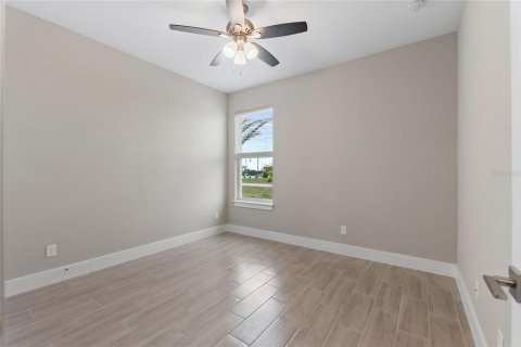 Casa en alquiler en Kissimmee, Florida, 4 dormitorios, 155.15 m2 № 1817932 - foto 18