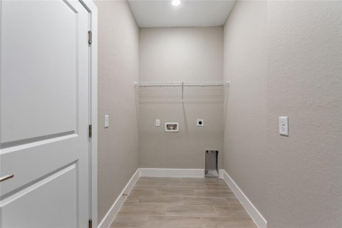 Casa en alquiler en Kissimmee, Florida, 4 dormitorios, 155.15 m2 № 1817932 - foto 27