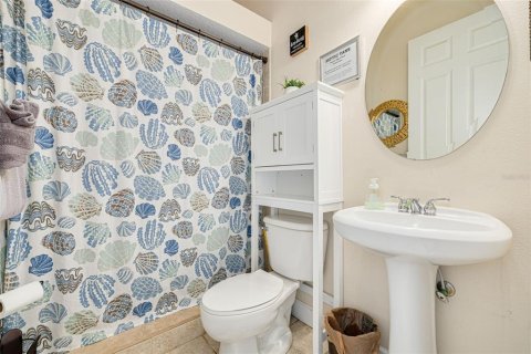 Casa en venta en Tarpon Springs, Florida, 4 dormitorios, 210.52 m2 № 2229826 - foto 15
