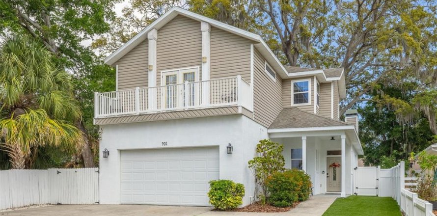 Casa en Tarpon Springs, Florida 4 dormitorios, 210.52 m2 № 2229826