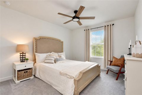 House in Land O' Lakes, Florida 3 bedrooms, 219.81 sq.m. № 2356365 - photo 28