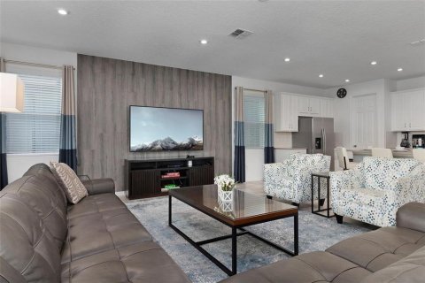 Villa ou maison à vendre à Kissimmee, Floride: 9 chambres, 405.33 m2 № 2224709 - photo 20