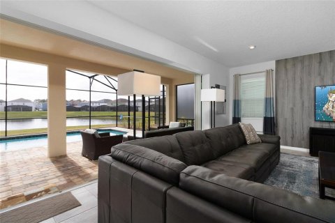 Villa ou maison à vendre à Kissimmee, Floride: 9 chambres, 405.33 m2 № 2224709 - photo 21