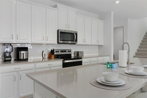 Villa ou maison à vendre à Kissimmee, Floride: 9 chambres, 405.33 m2 № 2224709 - photo 15