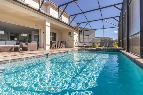 Villa ou maison à vendre à Kissimmee, Floride: 9 chambres, 405.33 m2 № 2224709 - photo 8