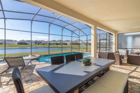 Villa ou maison à vendre à Kissimmee, Floride: 9 chambres, 405.33 m2 № 2224709 - photo 6