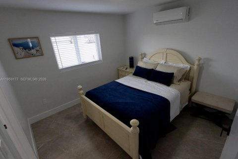 Villa ou maison à louer à Miami, Floride: 1 chambre, 111.85 m2 № 2046295 - photo 6