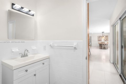 Купить виллу или дом в Холливуд, Флорида 4 спальни, 331.38м2, № 2048801 - фото 10