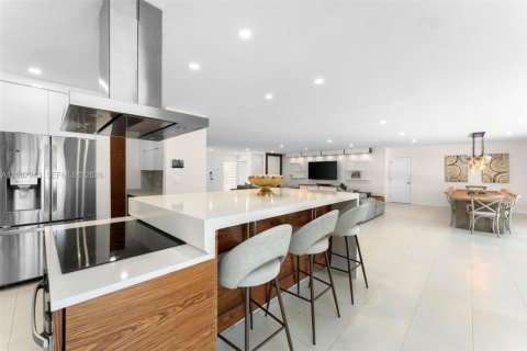 Купить виллу или дом в Холливуд, Флорида 4 спальни, 331.38м2, № 2048801 - фото 11