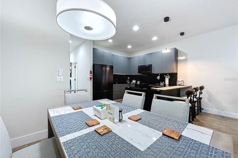 Adosado en venta en Clermont, Florida, 4 dormitorios, 172.24 m2 № 1749527 - foto 17