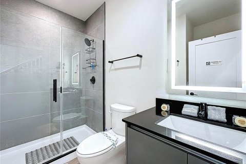 Adosado en venta en Clermont, Florida, 4 dormitorios, 172.24 m2 № 1749527 - foto 4