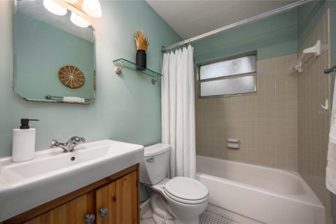 Villa ou maison à vendre à Gainesville, Floride: 4 chambres, 129.88 m2 № 1904011 - photo 21