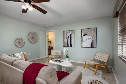 Villa ou maison à vendre à Gainesville, Floride: 4 chambres, 129.88 m2 № 1904011 - photo 5
