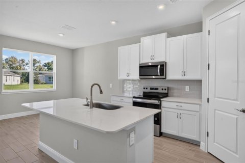 House in Parrish, Florida 3 bedrooms, 175.96 sq.m. № 2321719 - photo 8