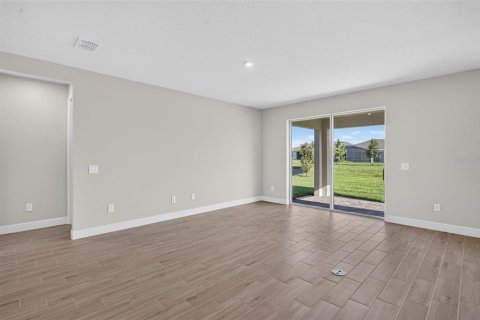 House in Parrish, Florida 3 bedrooms, 175.96 sq.m. № 2321719 - photo 13