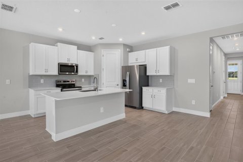 House in Parrish, Florida 3 bedrooms, 175.96 sq.m. № 2321719 - photo 7