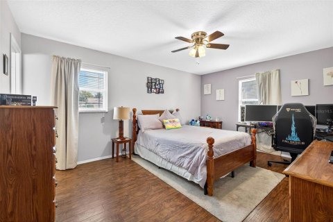 Casa en venta en Zephyrhills, Florida, 2 dormitorios, 105.35 m2 № 1883359 - foto 19