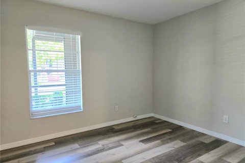 Condo in Tampa, Florida, 2 bedrooms  № 1732509 - photo 17