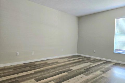 Condo in Tampa, Florida, 2 bedrooms  № 1732509 - photo 13