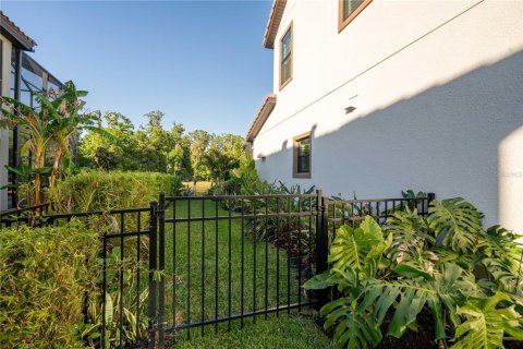 Villa ou maison à vendre à Land O' Lakes, Floride: 5 chambres, 421.4 m2 № 1718765 - photo 20