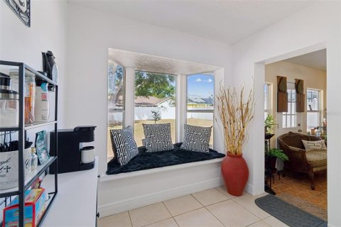 House in Orlando, Florida 4 bedrooms, 187.11 sq.m. № 2202753 - photo 18
