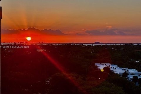 Condo in Key Biscayne, Florida, 3 bedrooms  № 2051604 - photo 14