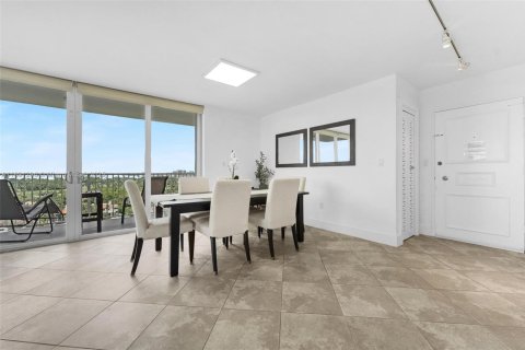 Купить кондоминиум в Майами-Бич, Флорида 2 спальни, 112.23м2, № 2012880 - фото 19