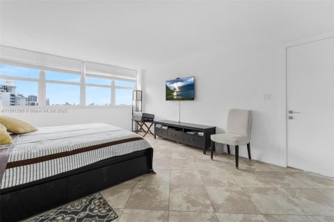 Купить кондоминиум в Майами-Бич, Флорида 2 спальни, 112.23м2, № 2012880 - фото 24