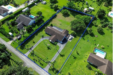 Villa ou maison à vendre à Homestead, Floride: 3 chambres, 289.02 m2 № 1979138 - photo 11